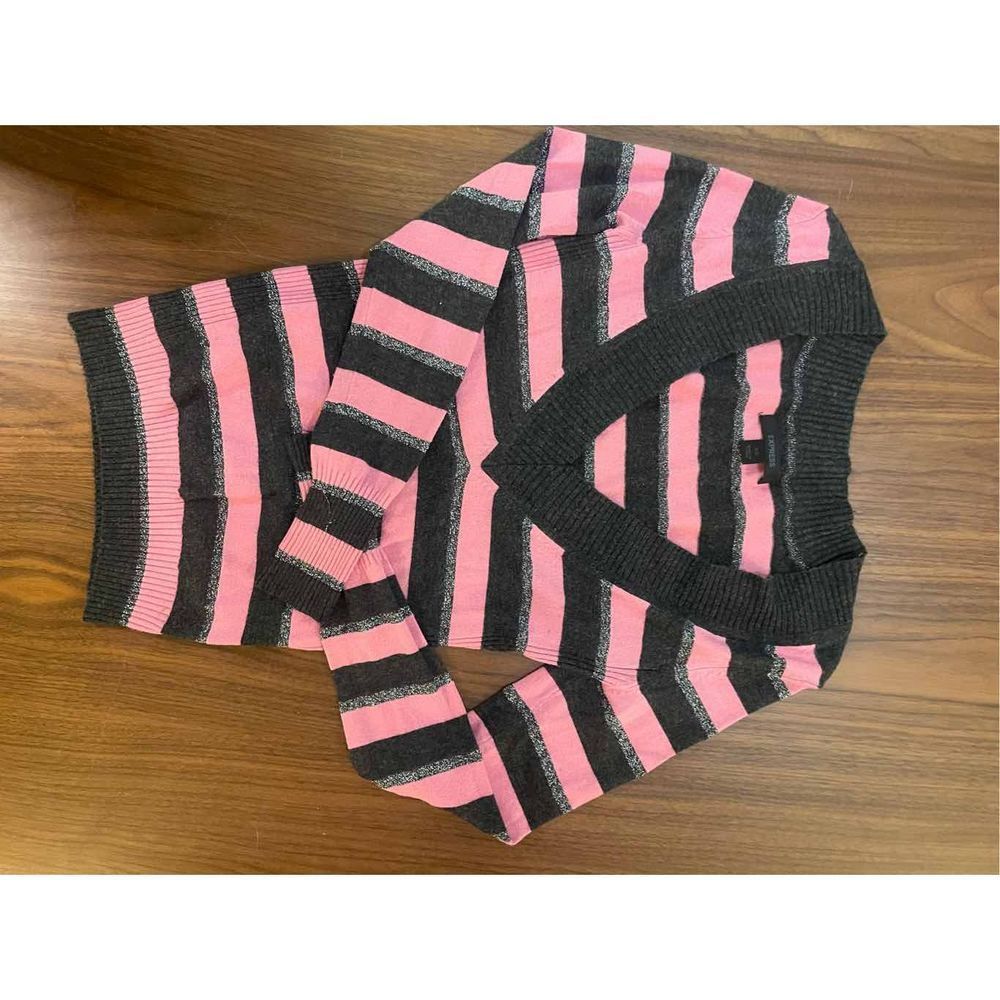 Y2K Express XS V-Neck Punk Emo Sweater